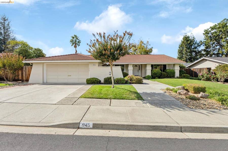 Property photo for 945 Natchez Dr, Walnut Creek, CA