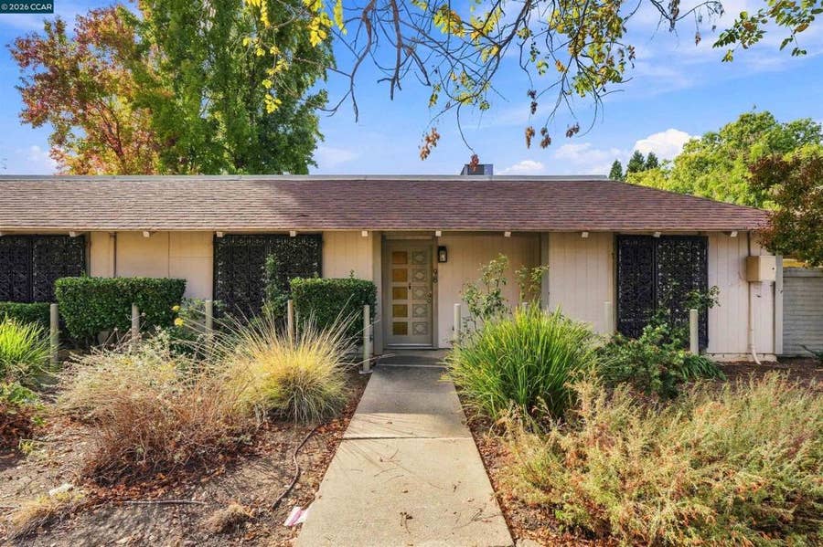 Property photo for 825 Oak Grove Rd, #98, Concord, CA
