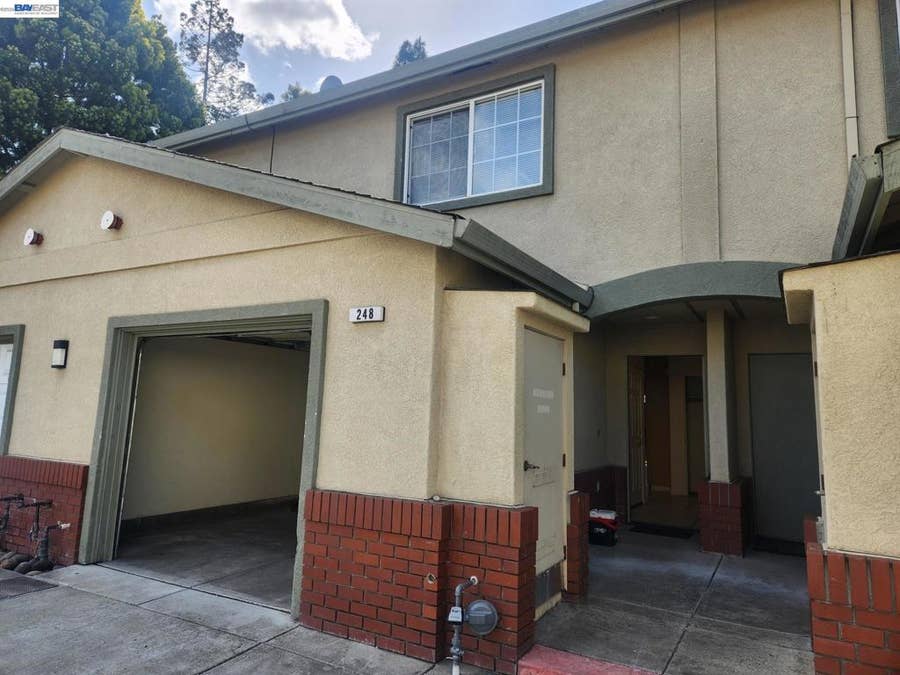 Property photo for 246 Lansing Way, Hayward, CA