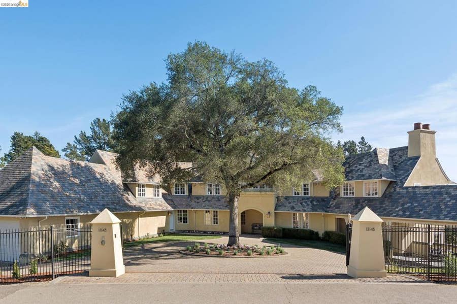 Property photo for 13145 Skyline Blvd, Oakland, CA
