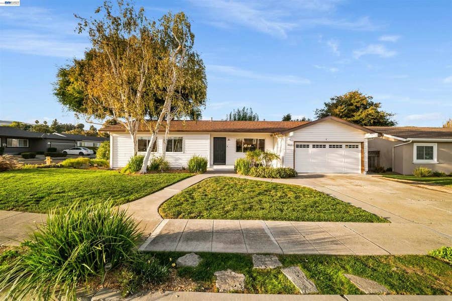 Property photo for 8035 Holanda Ln, Dublin, CA