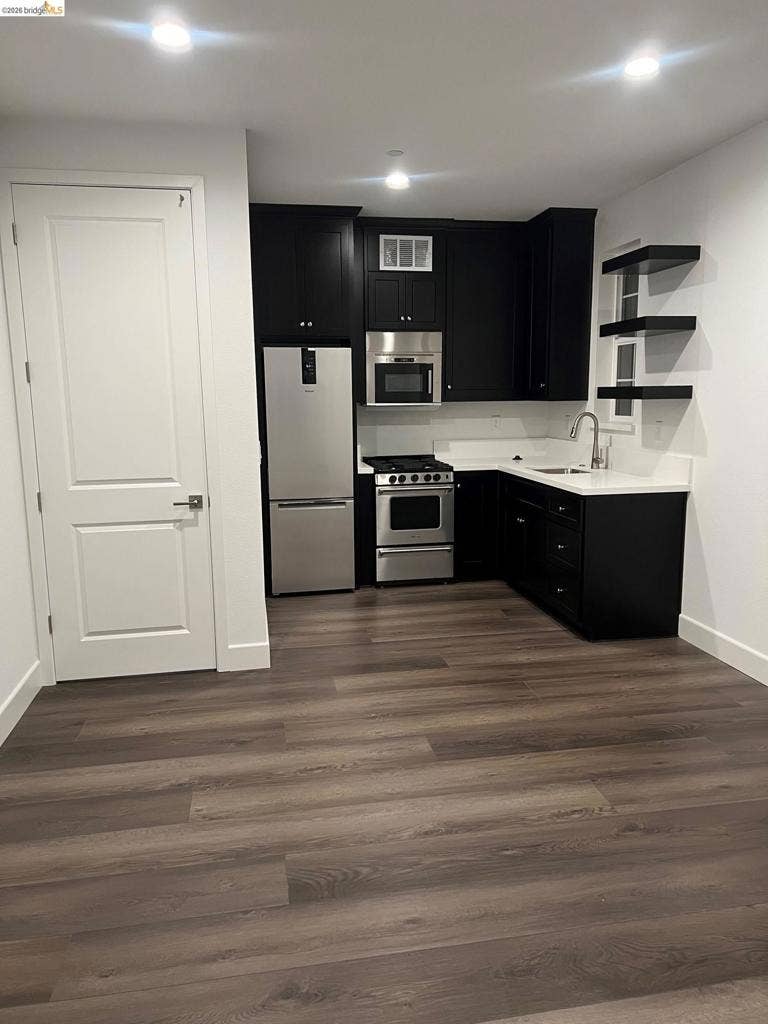 Property photo for 172 Cider Cir, Brentwood, CA