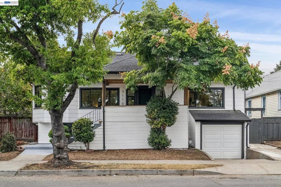 Property photo for 3110 Lincoln Ave, Alameda, CA