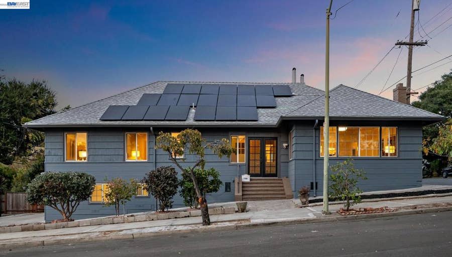 Property photo for 1148 E 20Th St, Oakland, CA