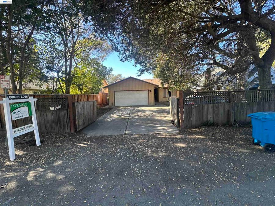 Property photo for 667 MARSH, San Mateo, CA