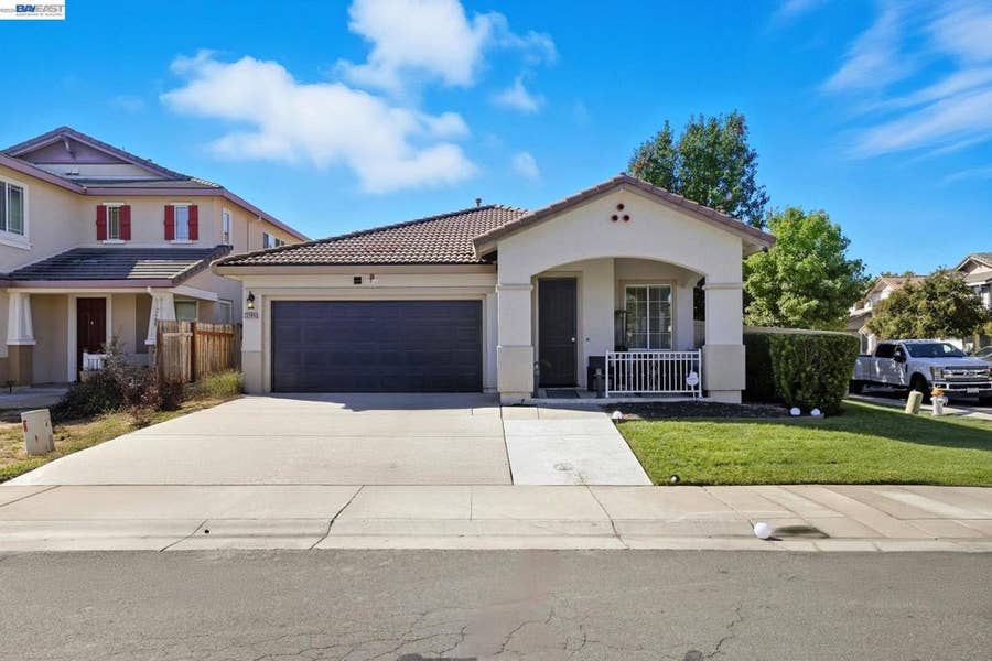 Property photo for 3209 Beretania Way, Sacramento, CA