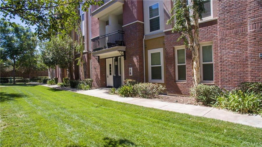 Property photo for 670 W 1st Street, Claremont, CA