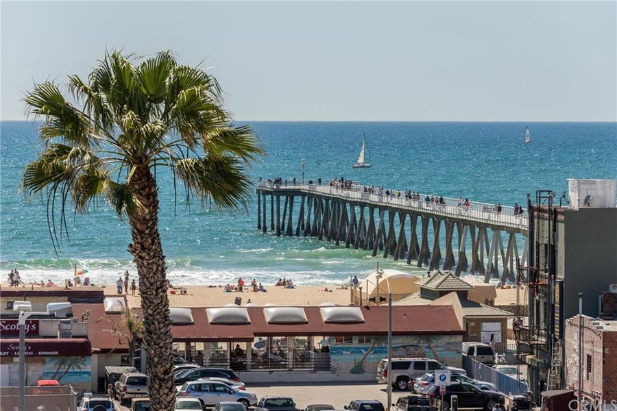 Property photo for 1105 Manhattan Avenue, Hermosa Beach, CA