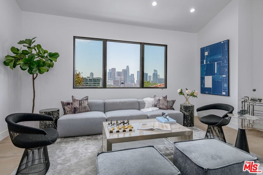 Property photo for 1051 W MAYFLOWER Court, Los Angeles, CA