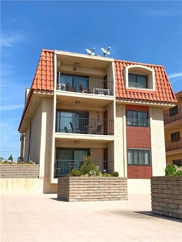 Property photo for 900 Cedar Street, #101, El Segundo, CA
