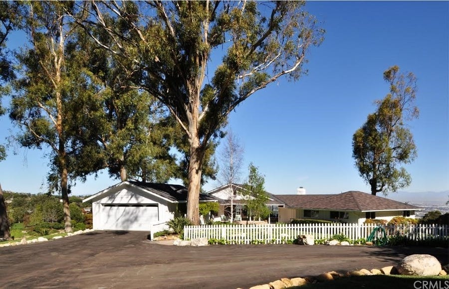 Property photo for 8 Pine Tree Lane, Rolling Hills, CA