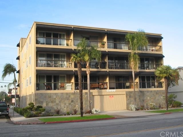 Property photo for 5898 E Naples Plaza E, #202, Long Beach, CA