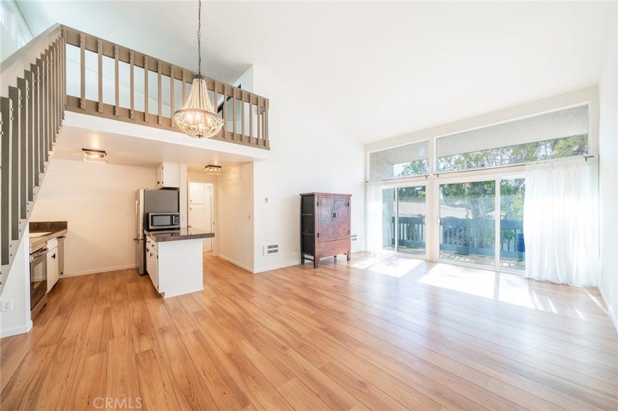 Property photo for 605 S Prospect Avenue, #302, Redondo Beach, CA