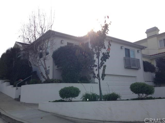 Property photo for 929 John Street, Manhattan Beach, CA