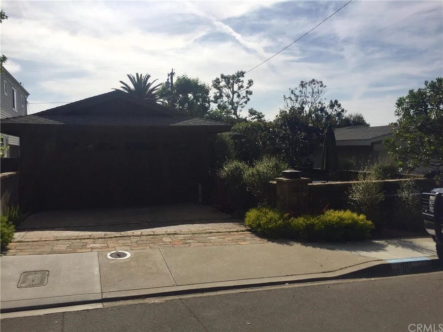 Property photo for 2905 Palm Avenue, Manhattan Beach, CA
