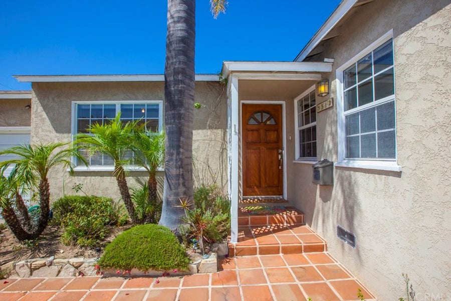 Property photo for 5513 W 140th Street W, Hawthorne, CA