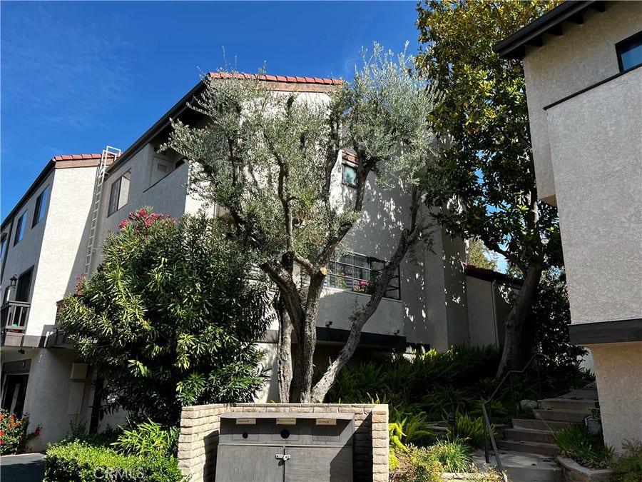 Property photo for 21730 Marylee Street, #38, Woodland Hills, CA