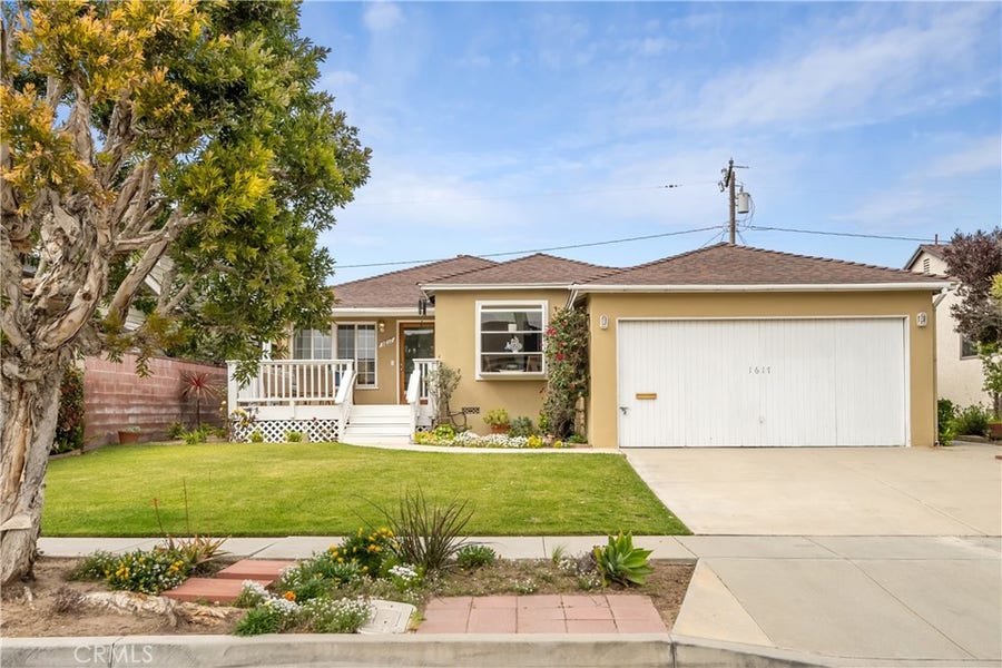 Property photo for 1617 19th Street, Manhattan Beach, CA