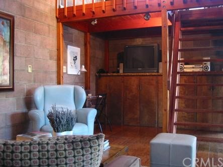 Property photo for 1365 Montecito Circle, Los Angeles, CA