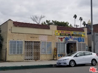 Property photo for 2011 JEFFERSON BLVD, Los Angeles, CA