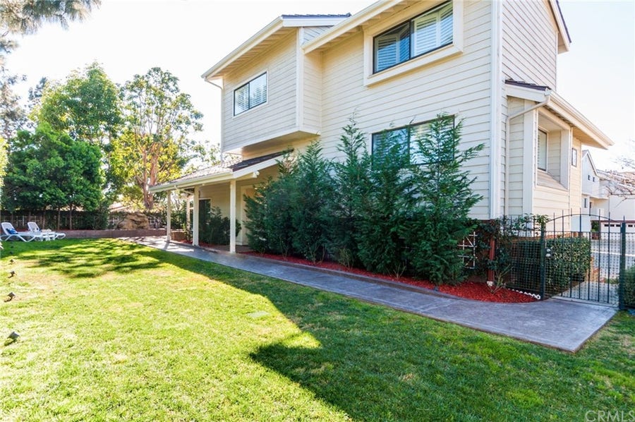 Property photo for 24 Bermuda Court, Manhattan Beach, CA