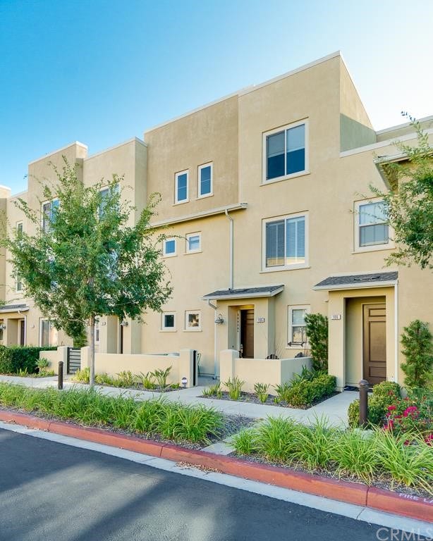 Property photo for 12825 CITY Drive, #105, Hawthorne, CA