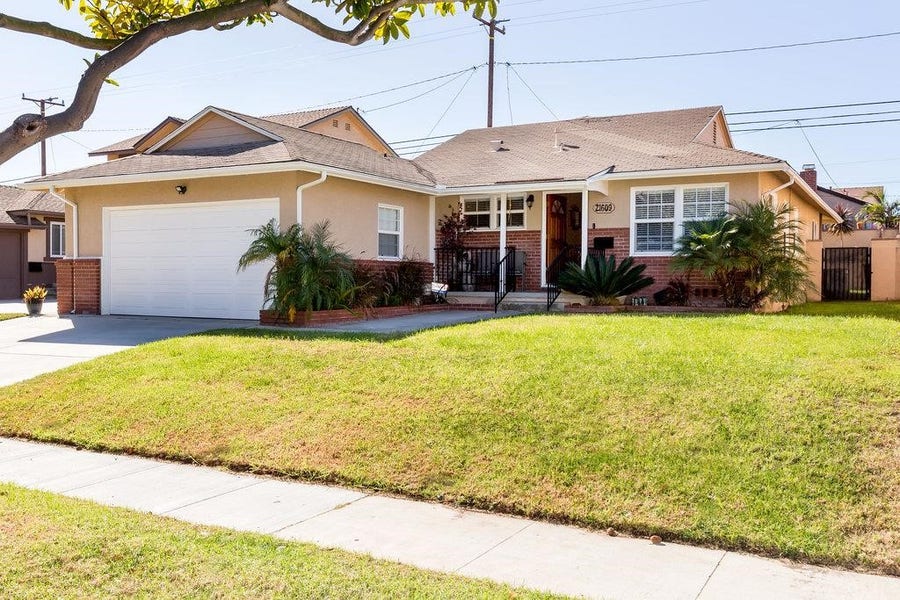 Property photo for 21609 Ocean Avenue, Torrance, CA