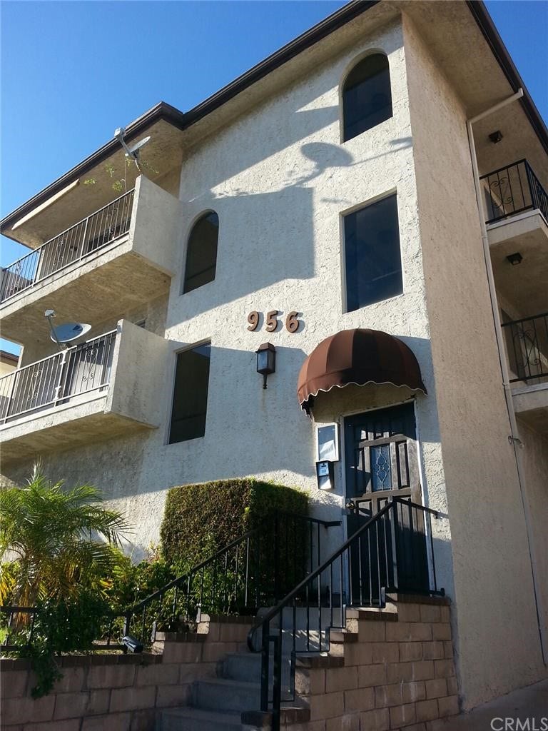 Property photo for 956 W 9th Street, #6, San Pedro, CA