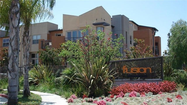Property photo for 5401 W 149 Place, #15, Hawthorne, CA