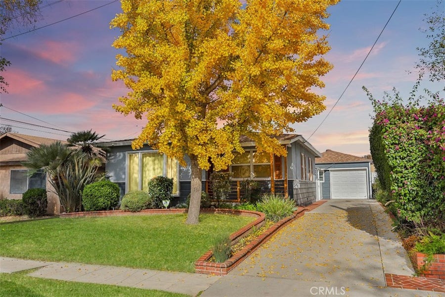 Property photo for 609 W 31st Street, Long Beach, CA