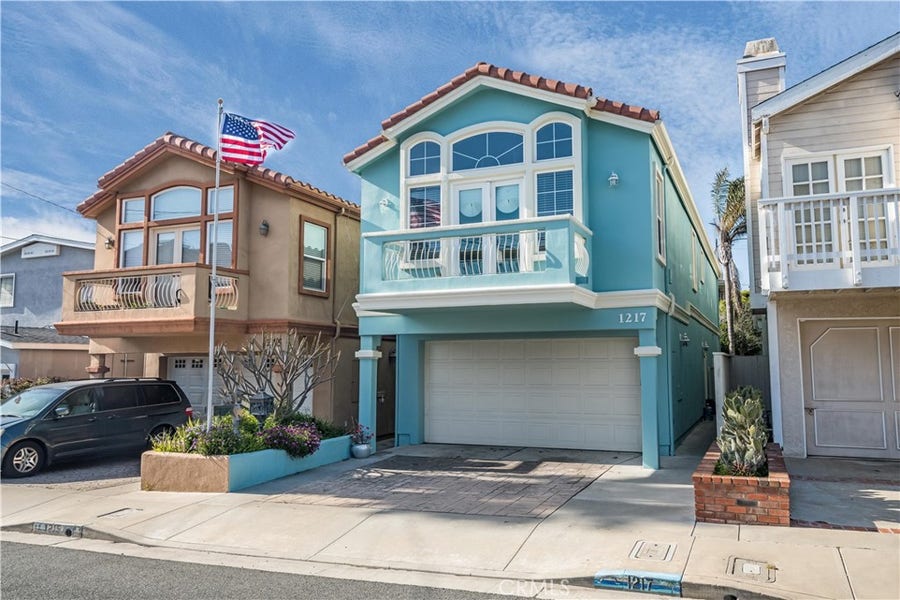 Property photo for 1217 7th Place, Hermosa Beach, CA