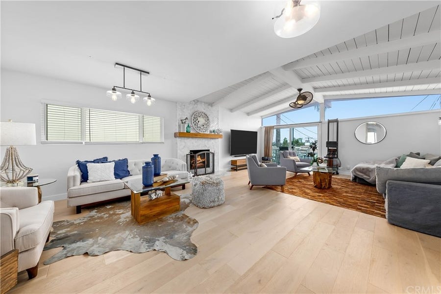 Property photo for 511 N Dianthus Street, Manhattan Beach, CA