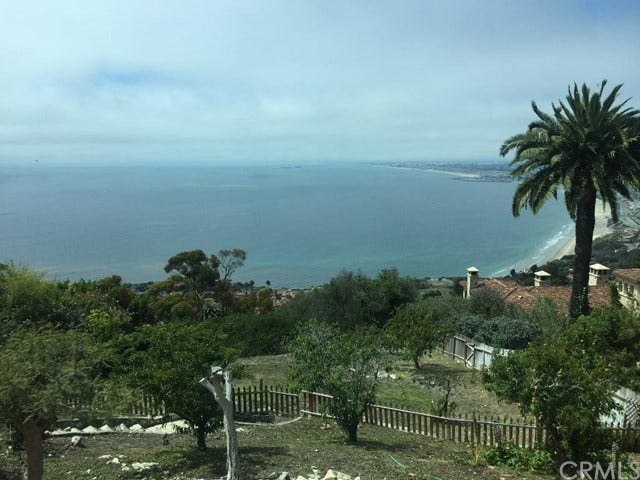 Property photo for 941 Via Nogales, Palos Verdes Estates, CA