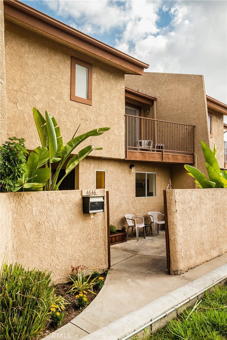 Property photo for 4646 W Broadway, Hawthorne, CA