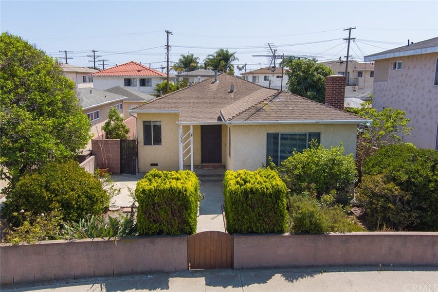 Property photo for 1035 W 24th Street, San Pedro, CA