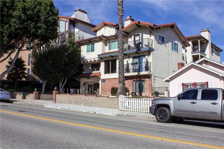 Property photo for 1440 W 9th Street, #3, San Pedro, CA