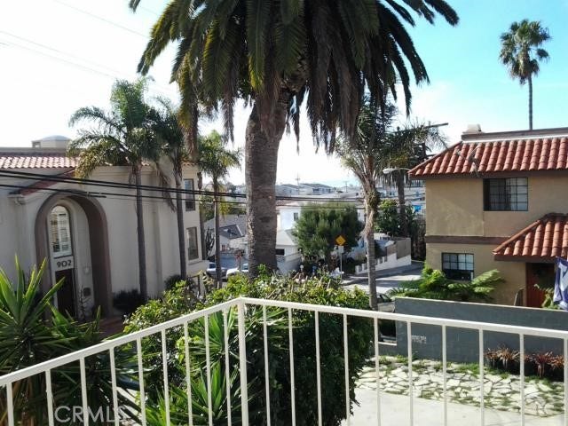Property photo for 917 6th Street, Hermosa Beach, CA