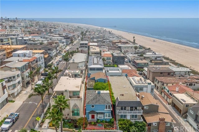 Property photo for 120 35th Street, Manhattan Beach, CA