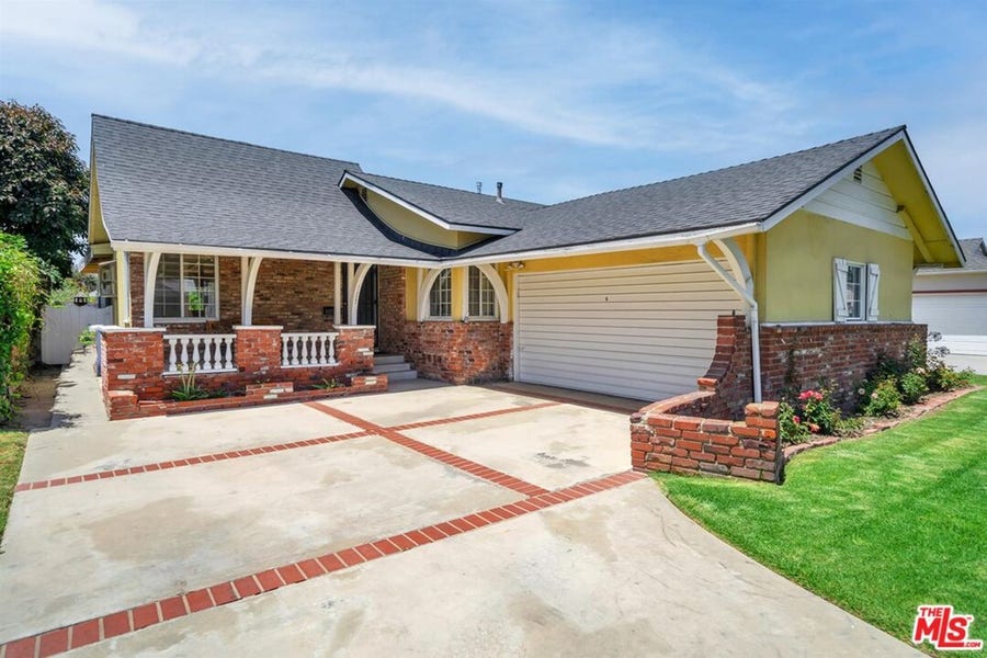 Property photo for 11237 WOOLFORD Street, Culver City, CA