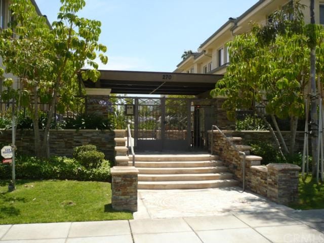 Property photo for 272 E Glenarm Street, #113, Pasadena, CA
