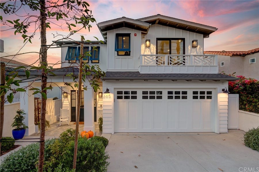 Property photo for 665 19th Street, Manhattan Beach, CA