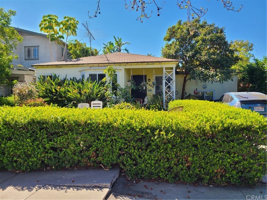 Property photo for 2225 Glyndon Avenue, Venice, CA
