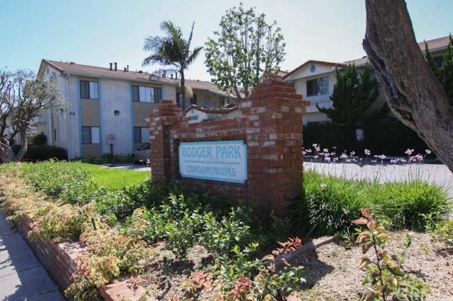 Property photo for 14405 Cerise Avenue, #26, Hawthorne, CA