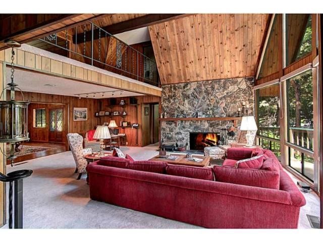 Property photo for 27779 HIGH KNOLL Road, Lake Arrowhead, CA
