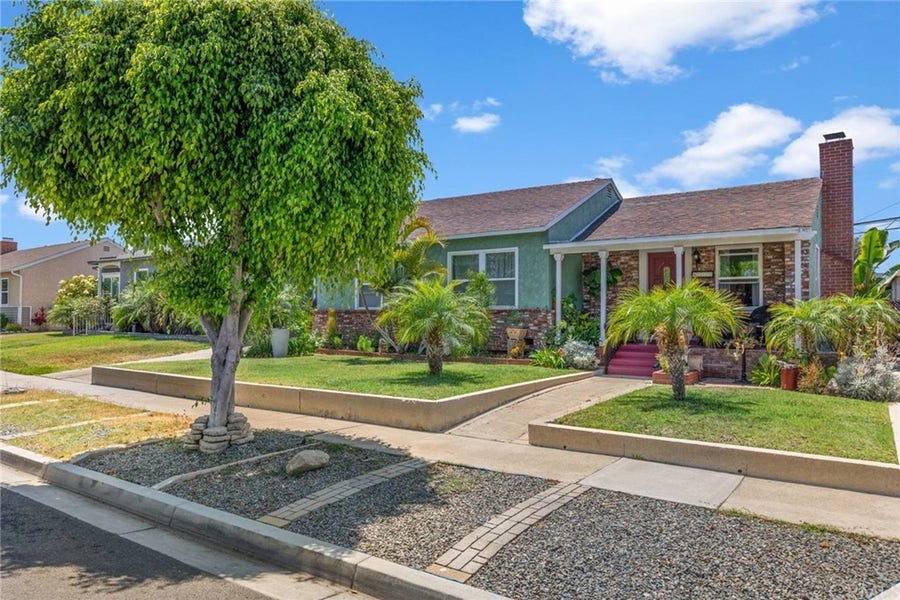 Property photo for 4337 Gaviota Avenue, Long Beach, CA