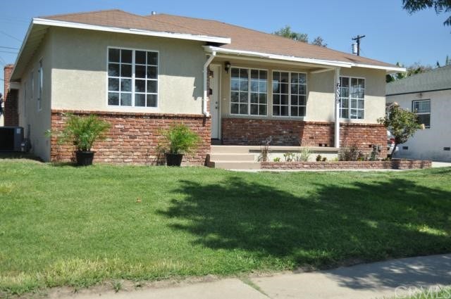 Property photo for 6309 Centralia Street, Lakewood, CA