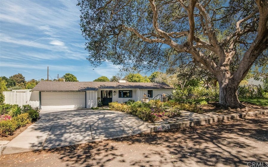 Property photo for 204 Via Alcance, Palos Verdes Estates, CA