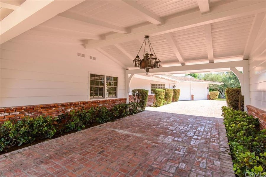 Property photo for 25 Chuckwagon Road, Rolling Hills, CA