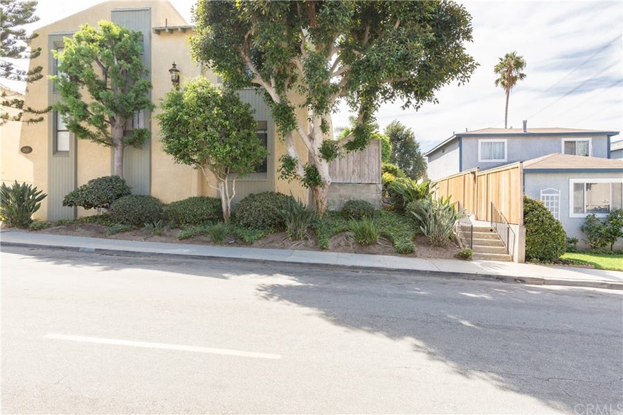 Property photo for 2518 Ruhland Avenue, #D, Redondo Beach, CA