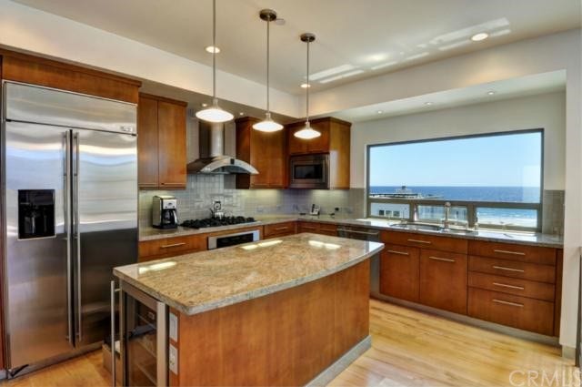 Property photo for 120 1st Place, Manhattan Beach, CA